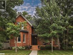 42 BURTON Avenue Barrie Ontario, L4N 2R6