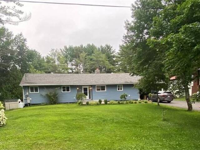 105 FREDRICK Street Bracebridge Ontario, P1L 0A1