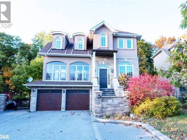 33 CUMMING Drive Barrie Ontario, L4N 0C5