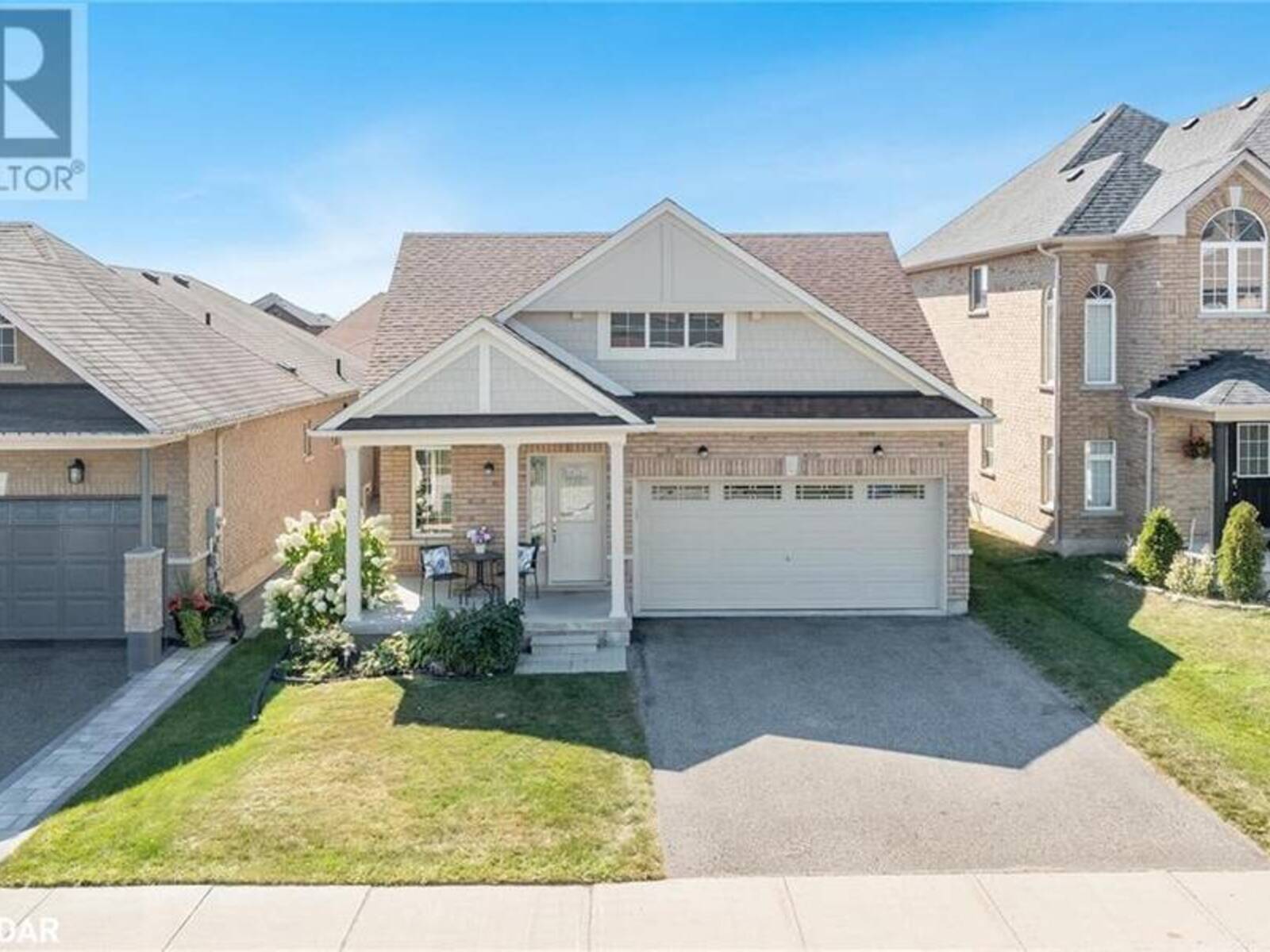 8 ORLEANS Avenue, Barrie, Ontario L4M 0B1