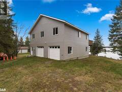 11 NICKLES COVE Road Whitestone Ontario, P0A 1G0