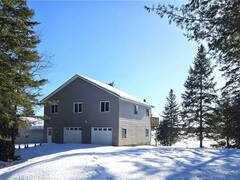 11 NICKLES COVE Road Whitestone Ontario, P0A 1G0