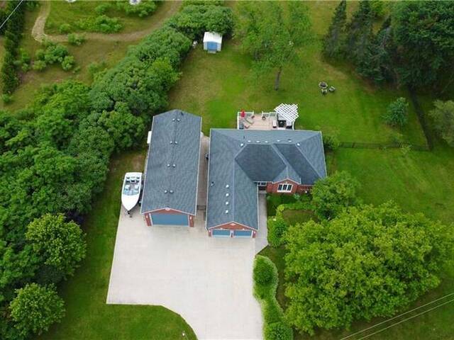 2403 SUNNIDALE Road Springwater Ontario, L0M 1T2