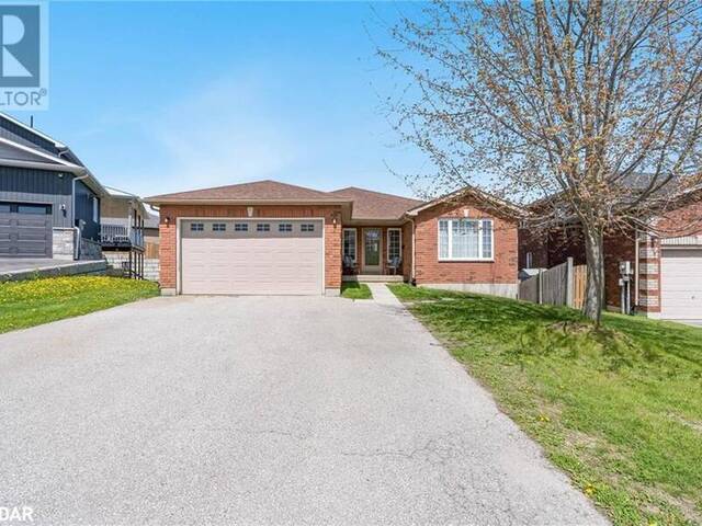 4 MARJOY Avenue Barrie Ontario, L4M 6N6