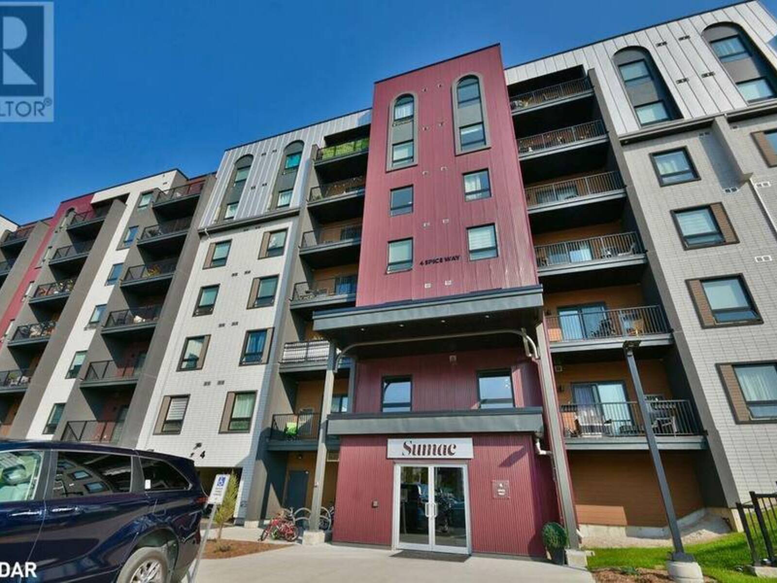 4 SPICE WAY Unit# 515, Barrie, Ontario L9J 0M2