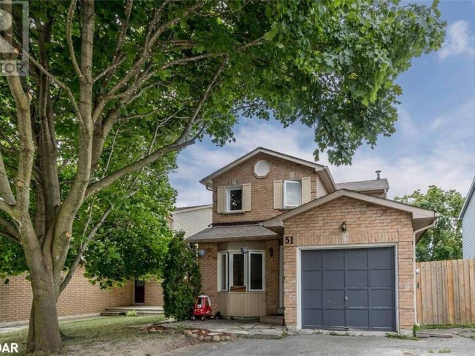 51 HADDEN Crescent, Barrie, Ontario L4M 6G6