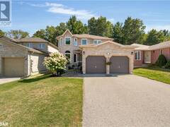 11 HAWKINS Drive Barrie Ontario, L4N 0A5