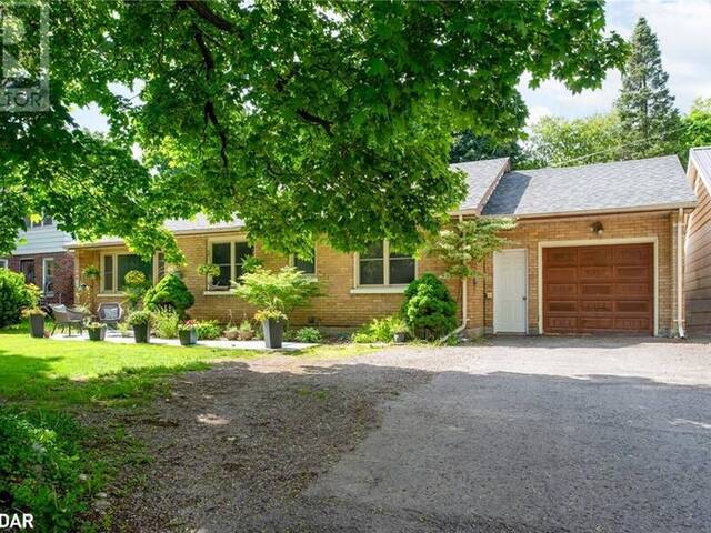 47 HOLGATE Street Barrie Ontario, L4N 2T8