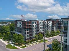 300 ESSA Road E Unit# 101 Barrie Ontario, L9J 0B4