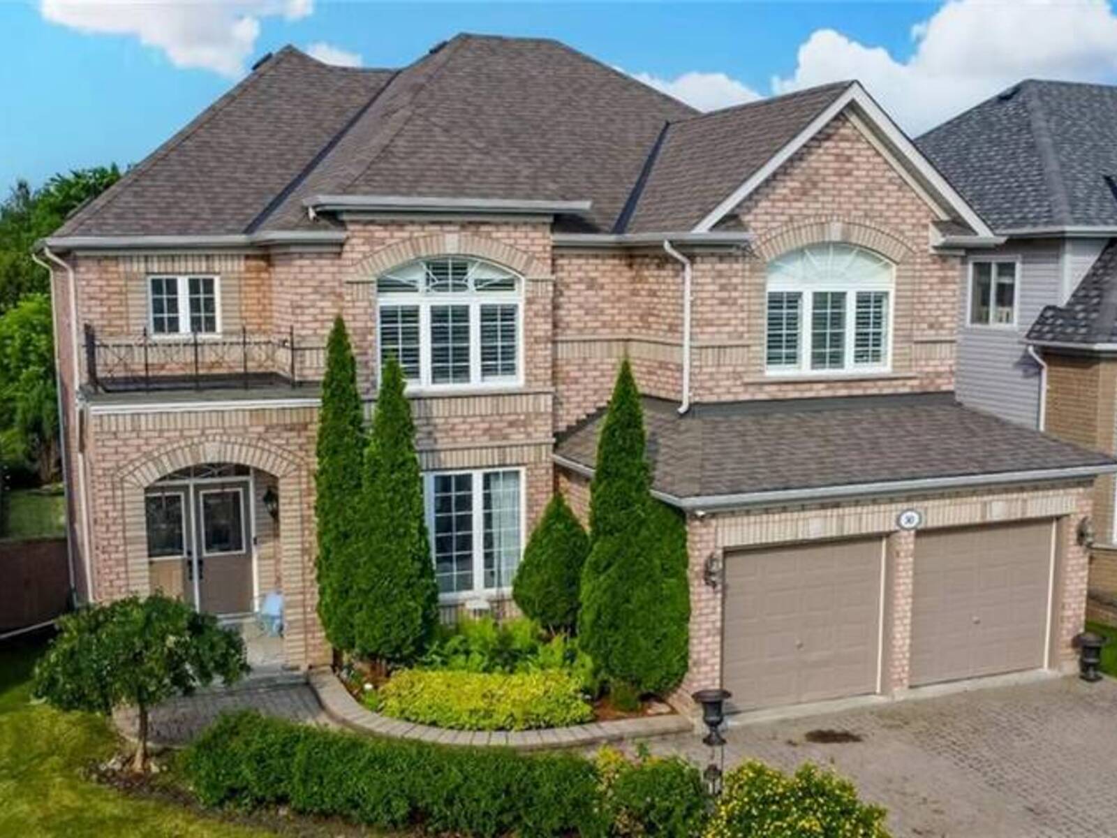 30 BIRKHALL Place, Barrie, Ontario L4N 0K6