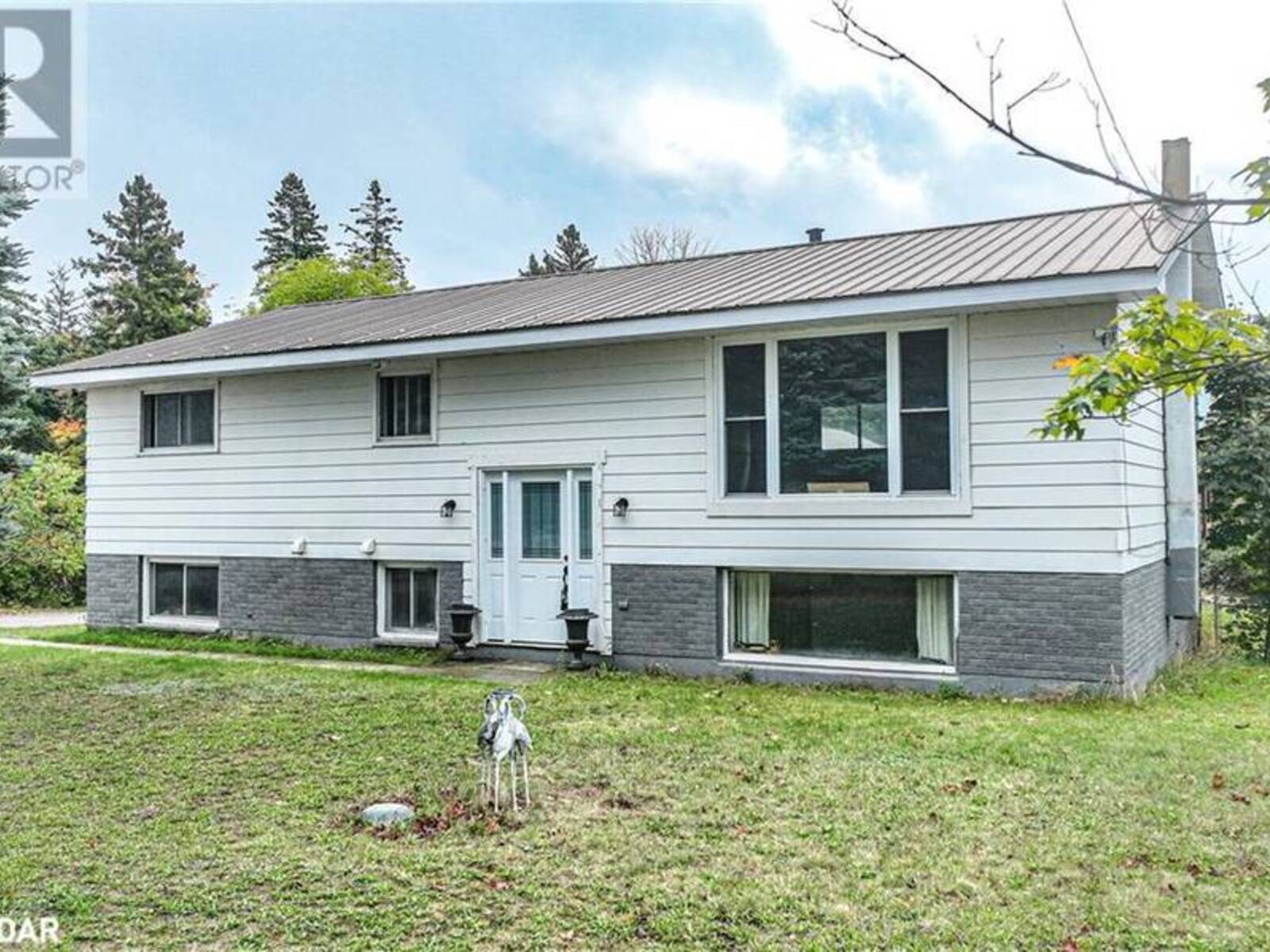 8732 HIGHWAY 12, Oro-Medonte, Ontario L3V 6H2