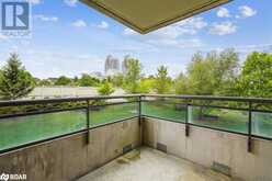 330 RED MAPLE Road Unit# 204 | Richmond Hill Ontario | Slide Image Nine