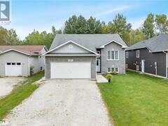 27 MARILYN Avenue S Wasaga Beach Ontario, L9Z 2Y1