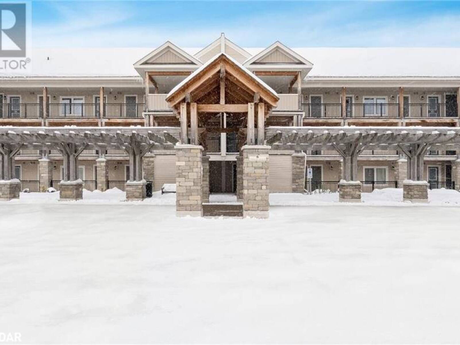 6 ANCHORAGE Crescent Unit# 205, Collingwood, Ontario L9Y 0Y6