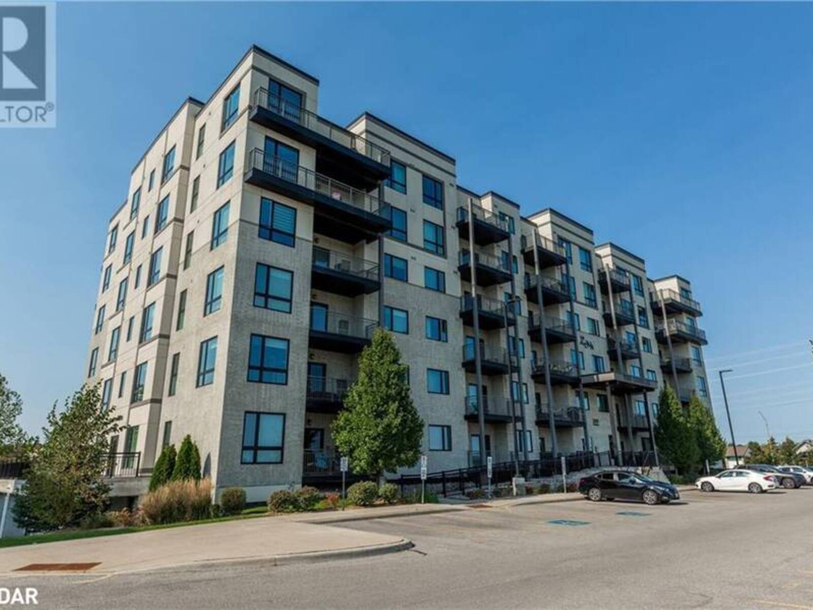 295 CUNDLES ROAD EAST Road E Unit# 305, Barrie, Ontario L4M 0K8