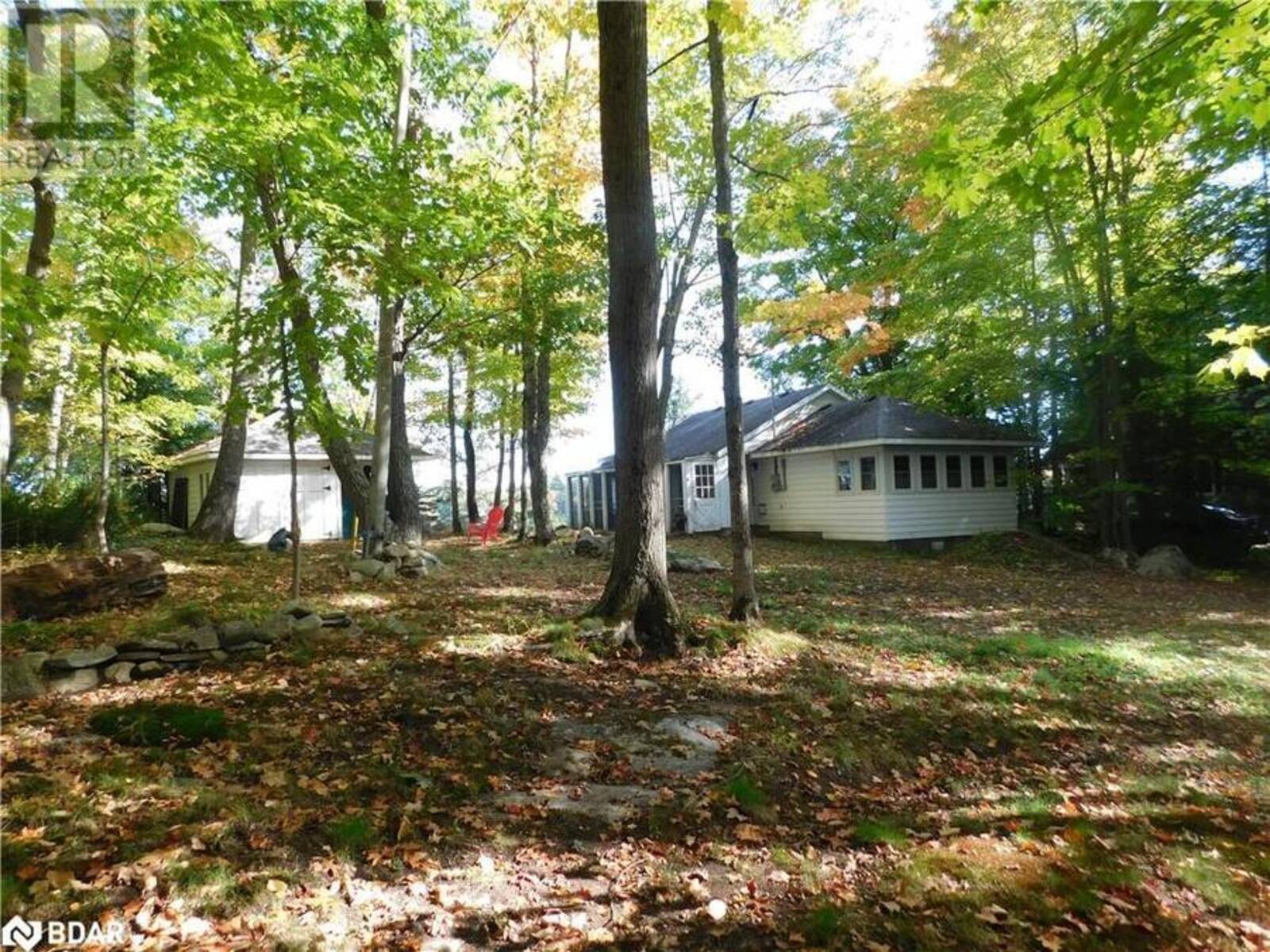 1141 TORRANCE Road, Muskoka Lakes, Ontario P0C 1M0