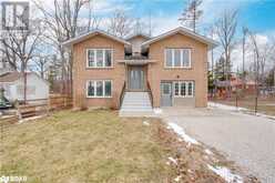 138 45TH Street N | Wasaga Beach Ontario | Slide Image One