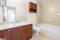 375 LAKEBREEZE Drive Unit# 307 | Clarington Ontario | Slide Image Ten