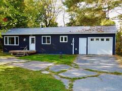 98 LAKESHORE Road W Oro-Medonte Ontario, L0L 2E0