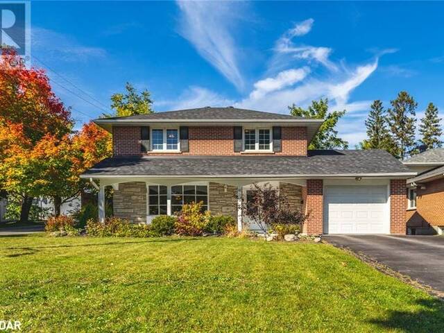 42 OTTAWAY Avenue Barrie Ontario, L4M 2W9