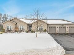 1962 ELANA Drive Orillia Ontario, L3V 0C2