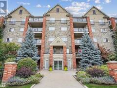 39 FERNDALE Drive S Unit# 308 Barrie Ontario, L4N 5T5