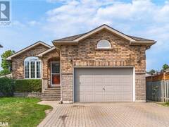 62 NICOLE MARIE Avenue Barrie Ontario, L4M 6Y6