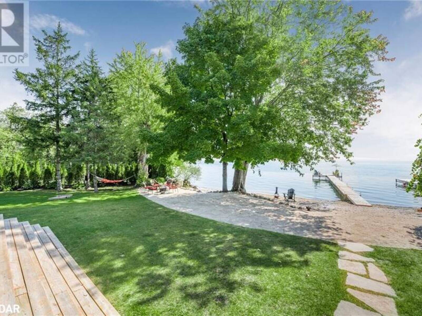 113 MINNETONKA Road, Innisfil, Ontario L9S 2V8