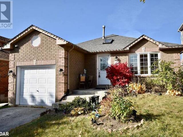 16 WADDINGTON Crescent Barrie Ontario, L4N 8C8