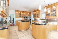 18 RED OAK Crescent | Oro-Medonte Ontario | Slide Image Eight