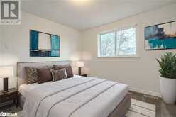 94 CHRISTIE Crescent | Barrie Ontario | Slide Image Nine