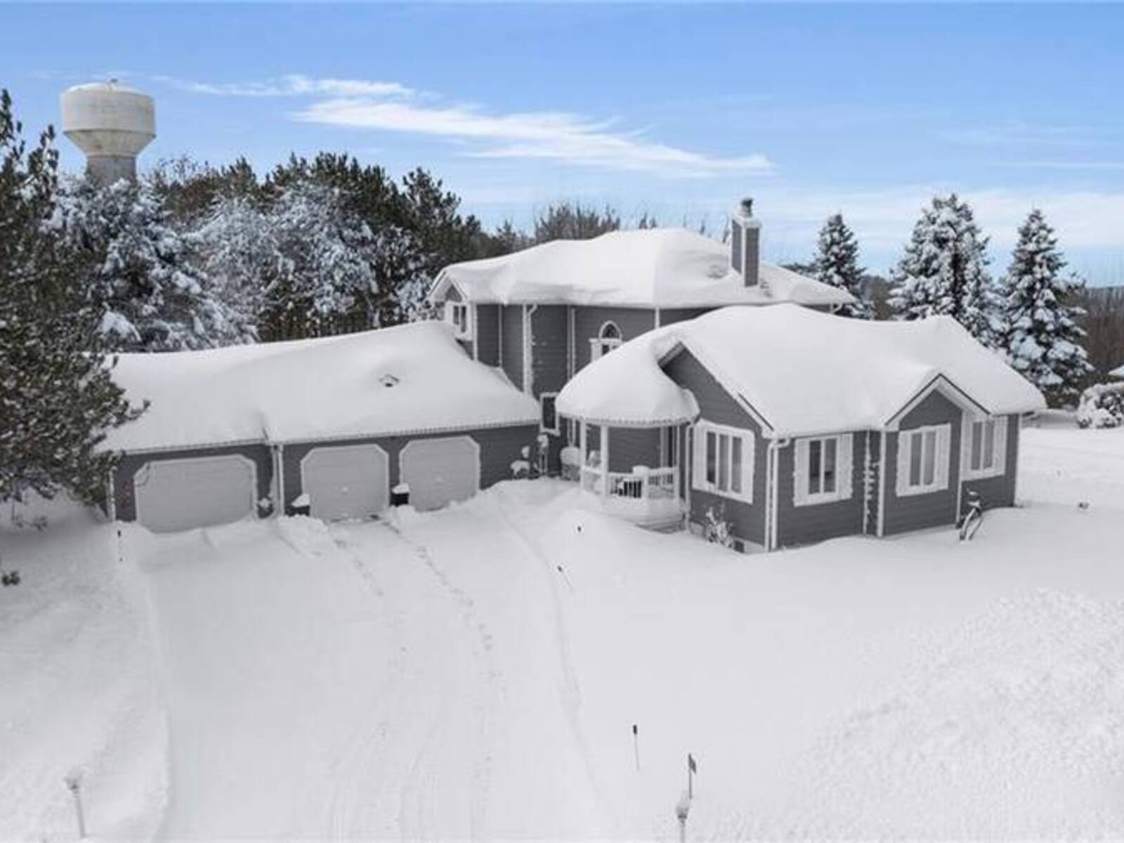 54 HIGHLAND DRIVE Drive, Oro-Medonte, Ontario L0L 2L0