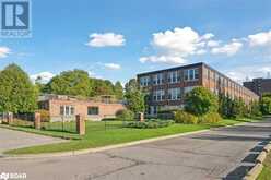 543 TIMOTHY Street Unit# 113 | Newmarket Ontario | Slide Image Thirty