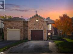 109 ATHABASKA Road Barrie Ontario, L4N 8E6