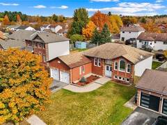 4 BERKAR Street Angus Ontario, L3W 0K1