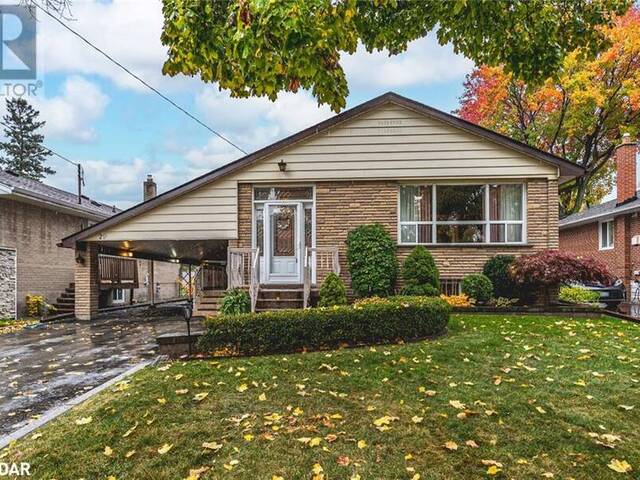 29 CHECKENDON Drive Etobicoke Ontario, M9W 2Y8