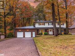 1166 SUNNIDALE Road Springwater Ontario, L4M 4S4