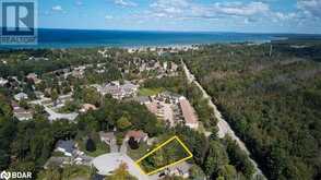 11 DEERRUN Place | Wasaga Beach Ontario | Slide Image Eight