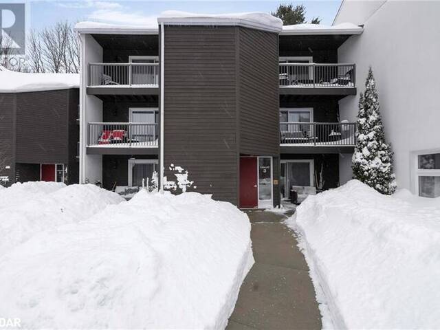 1102 HORSESHOE VALLEY Road W Unit# 303 Barrie Ontario, L4M 4Y8