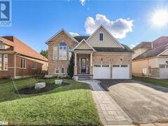 61 COLLIER Crescent Angus Ontario, L3W 0M6