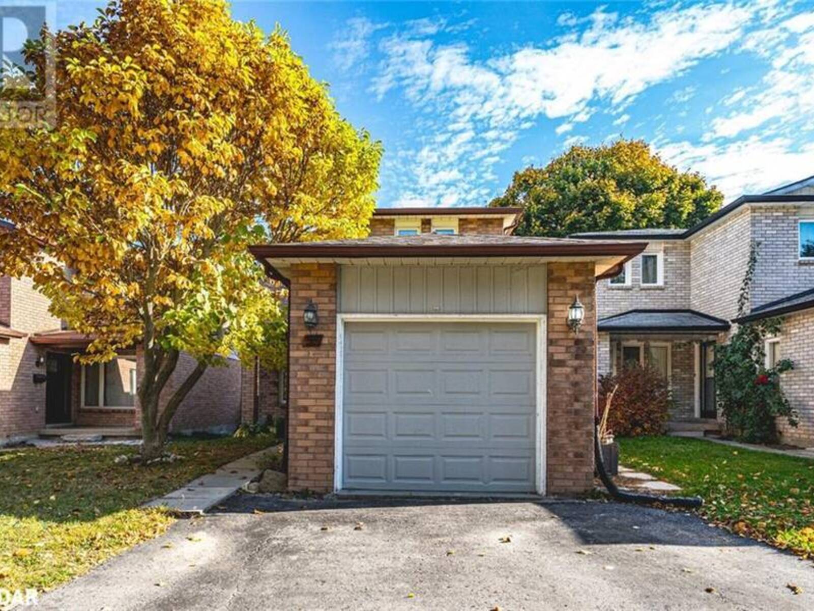 55 GARDEN Drive, Barrie, Ontario L4N 5T8