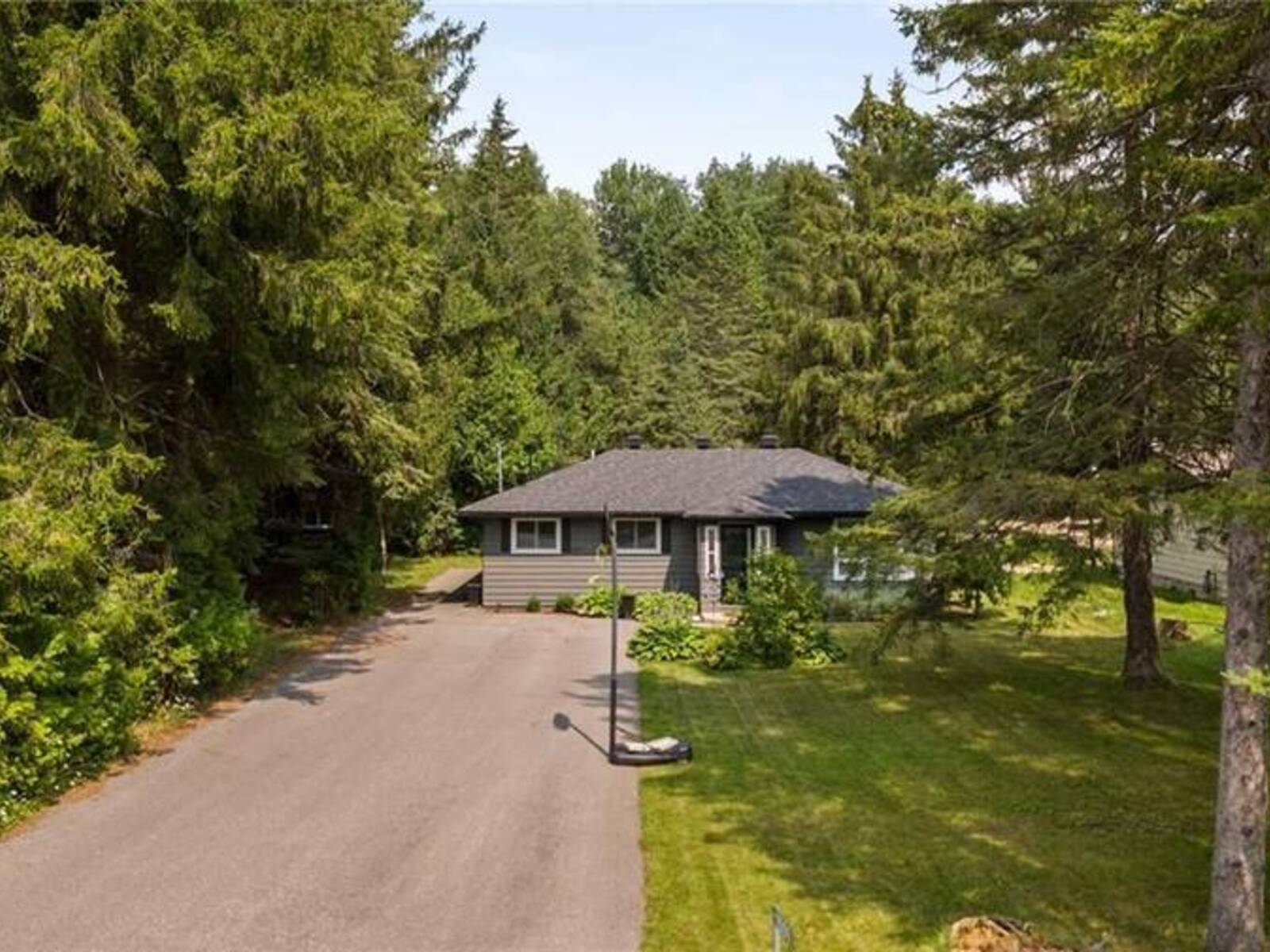 1551 GILL Road, Midhurst, Ontario L0L 1X0