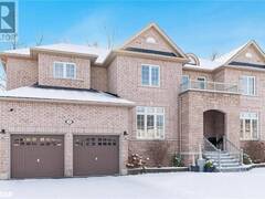 28 CAMELOT Square Barrie Ontario, L4M 0C3