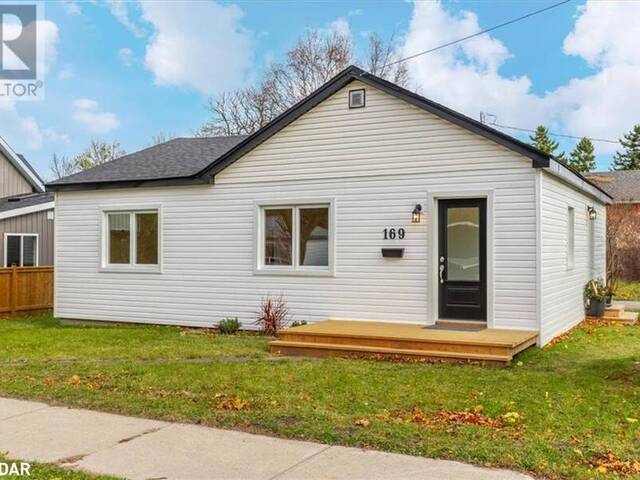 169 PEEL Street Collingwood Ontario, L9Y 3V7