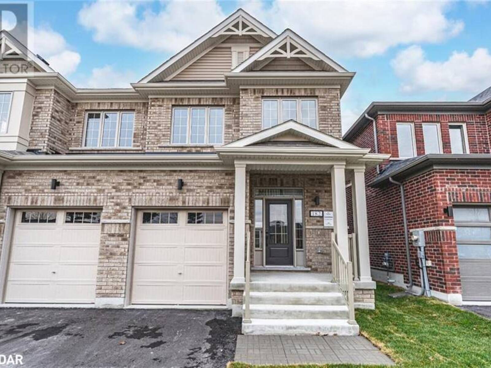 182 DURHAM Avenue, Barrie, Ontario L9J 0Z4