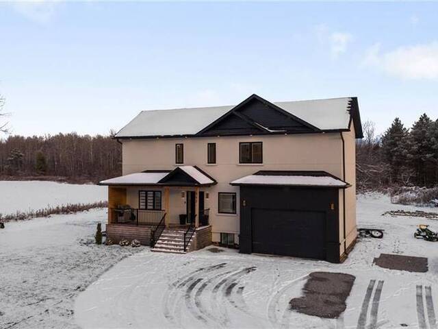 942 ESSA Road Barrie Ontario, L9J 0A7 - 6 Bedrooms Home For Sale