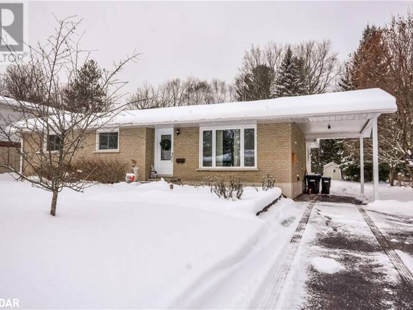 93 JAMIESON Crescent, Oro-Medonte, Ontario L3V 6H8