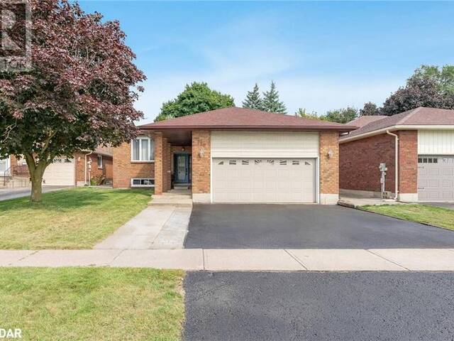 110 CHIEFTAIN Crescent Barrie Ontario, L4N 6J3