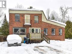 3442 BEACHVIEW Avenue Cumberland Ontario, L0K 1G0