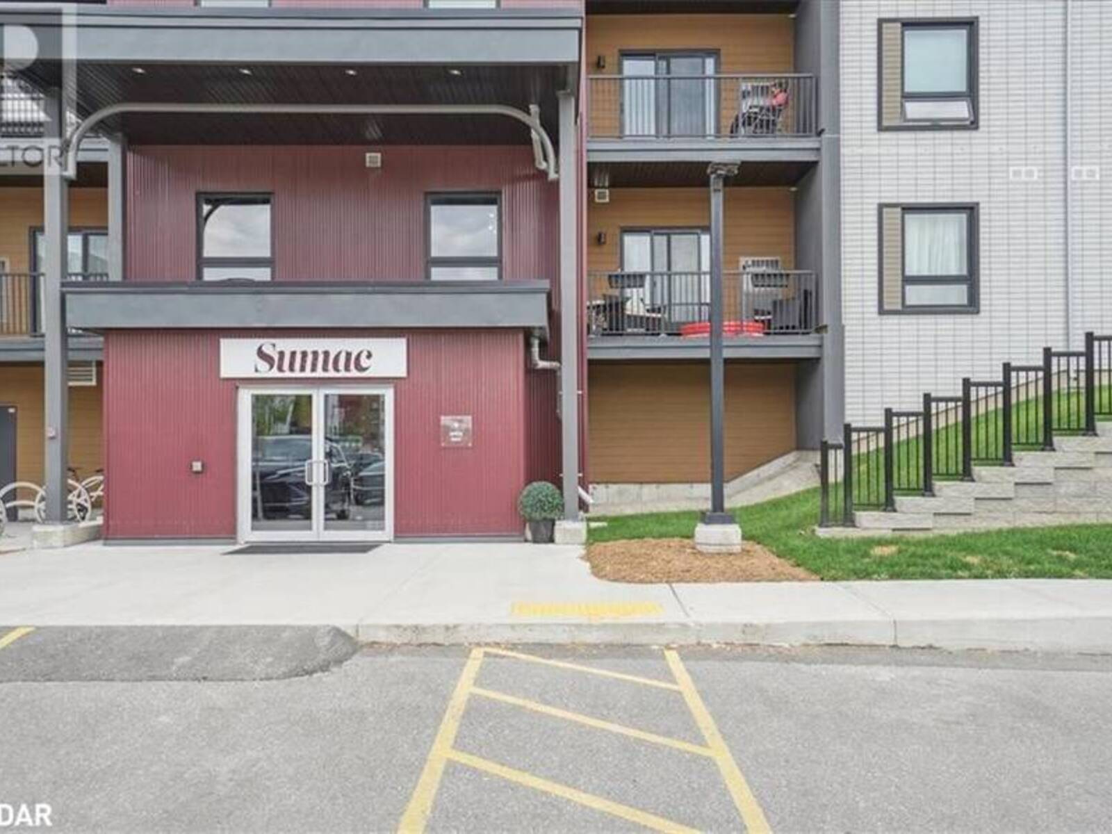 4 SPICE Way Unit# 213, Barrie, Ontario L9J 0M2